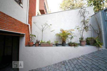 Casa à venda com 204m², 3 quartos e 2 vagasEntrada 
