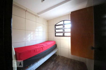 Casa à venda com 204m², 3 quartos e 2 vagasQuarto de Serviço