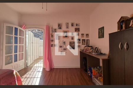 Casa à venda com 193m², 3 quartos e 2 vagasQuarto 1