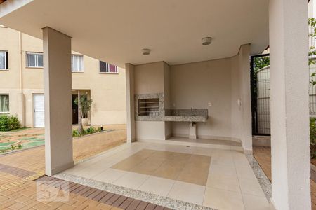Apartamento à venda com 41m², 2 quartos e 1 vaga Apartamento à venda com 41m², 2 quartos e 1 vagaÁrea comum - Churrasqueira