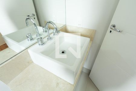 Apartamento à venda com 160m², 3 quartos e 1 vagaBanheiro da Suíte 2