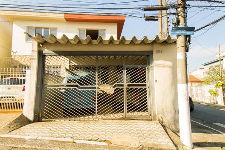 Casa à venda com 160m², 3 quartos e 4 vagasFachada