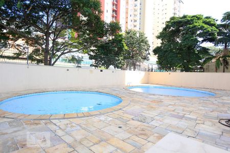 Apartamento à venda com 34m², 1 quarto e 1 vagaPiscina