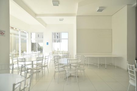 Apartamento à venda com 52m², 2 quartos e 1 vagaSalão de festas