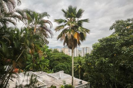 Casa de condomínio à venda com 267m², 3 quartos e 2 vagasVista