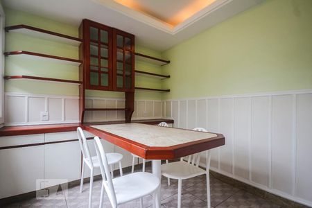 Casa de condomínio à venda com 267m², 3 quartos e 2 vagasCozinha