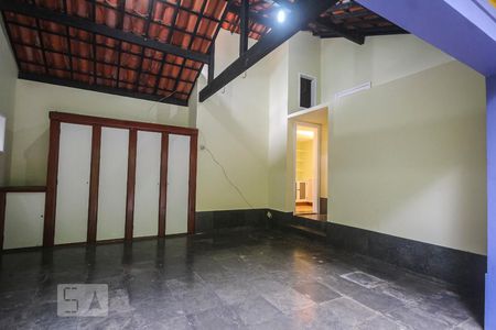 Casa de condomínio à venda com 267m², 3 quartos e 2 vagasGaragem