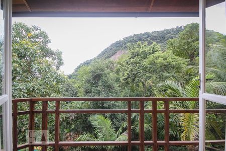 Casa de condomínio à venda com 267m², 3 quartos e 2 vagasVaranda do Quarto 3