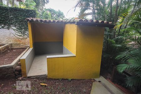 Casa de condomínio à venda com 267m², 3 quartos e 2 vagasCanil
