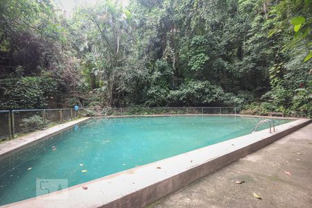 Casa de condomínio à venda com 267m², 3 quartos e 2 vagasÁrea comum - Piscina