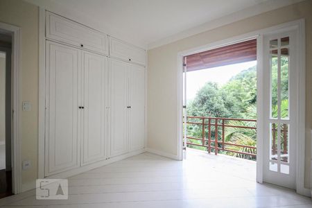 Casa de condomínio à venda com 267m², 3 quartos e 2 vagasQuarto 2