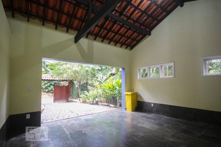 Casa de condomínio à venda com 267m², 3 quartos e 2 vagasGaragem