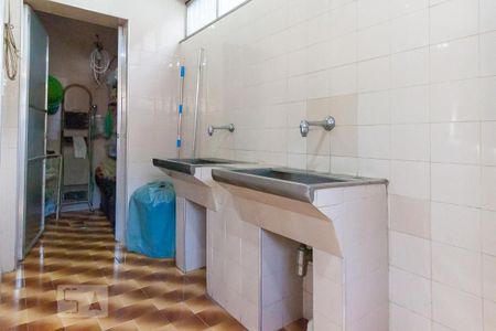 Casa à venda com 230m², 3 quartos e 3 vagasÁrea de Serviço