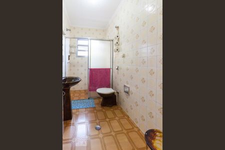 Casa à venda com 230m², 3 quartos e 3 vagasBanheiro 2