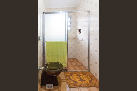 Casa à venda com 230m², 3 quartos e 3 vagasSuíte - Banheiro