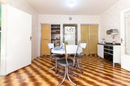 Casa à venda com 230m², 3 quartos e 3 vagasCozinha