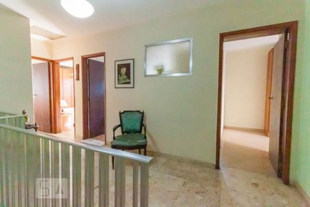 Casa à venda com 230m², 3 quartos e 3 vagasQuartos corredor