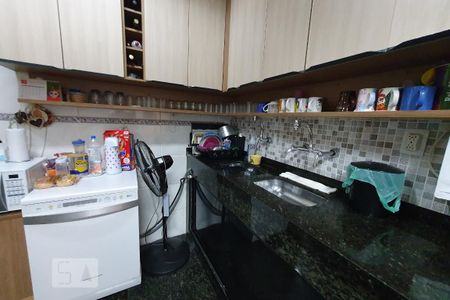 Apartamento à venda com 191m², 4 quartos e 1 vaga Apartamento à venda com 191m², 4 quartos e 1 vagaCozinha