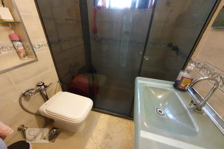 Apartamento à venda com 191m², 4 quartos e 1 vaga Apartamento à venda com 191m², 4 quartos e 1 vagaBanheiro 2