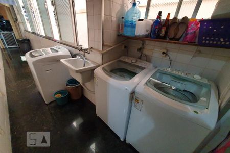 Apartamento à venda com 191m², 4 quartos e 1 vaga Apartamento à venda com 191m², 4 quartos e 1 vagaÁrea de Serviço