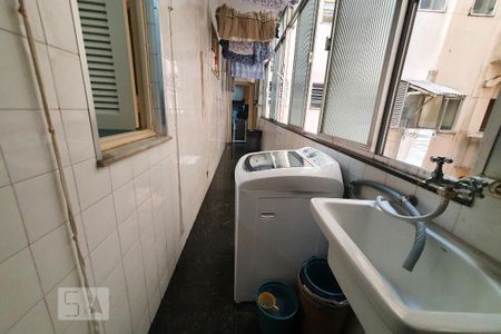 Apartamento à venda com 191m², 4 quartos e 1 vaga Apartamento à venda com 191m², 4 quartos e 1 vagaÁrea de Serviço