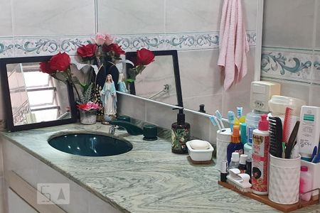 Apartamento à venda com 191m², 4 quartos e 1 vaga Apartamento à venda com 191m², 4 quartos e 1 vagaBanheiro