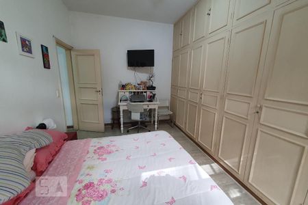 Apartamento à venda com 191m², 4 quartos e 1 vaga Apartamento à venda com 191m², 4 quartos e 1 vagaQuarto 4