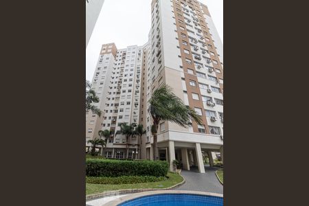 Apartamento à venda com 68m², 2 quartos e 1 vaga Apartamento à venda com 68m², 2 quartos e 1 vagaFachada do bloco