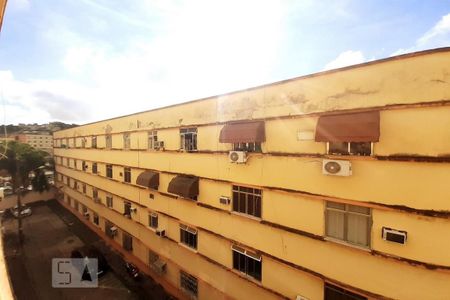 Apartamento à venda com 46m², 2 quartos e 1 vaga Apartamento à venda com 46m², 2 quartos e 1 vagaVista