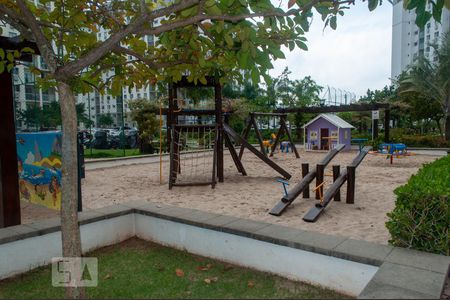 Apartamento para alugar com 65m², 2 quartos e 1 vaga Apartamento para alugar com 65m², 2 quartos e 1 vagaÁrea Comum - Playground