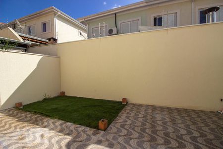 Casa de condomínio à venda com 95m², 3 quartos e 2 vagasVista da Sala