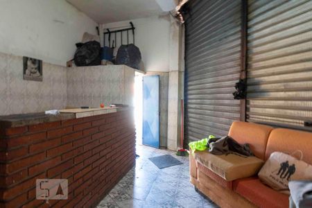 Casa à venda com 147m², 2 quartos e 2 vagas Casa à venda com 147m², 2 quartos e 2 vagasSalão