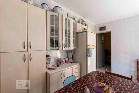 Casa à venda com 147m², 2 quartos e 2 vagas Casa à venda com 147m², 2 quartos e 2 vagasCozinha