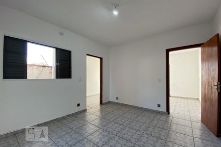 Quarto de casa para alugar com 2 quartos, 90m² em Vila Olímpia, Sorocaba