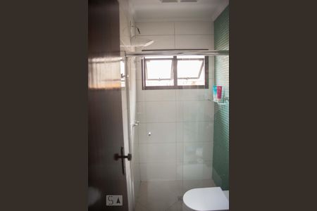 Casa à venda com 140m², 4 quartos e 2 vagas Casa à venda com 140m², 4 quartos e 2 vagasBanheiro Suite Master