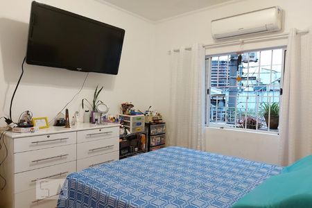 Casa à venda com 240m², 3 quartos e 2 vagas Casa à venda com 240m², 3 quartos e 2 vagasQuarto 1 com suíte