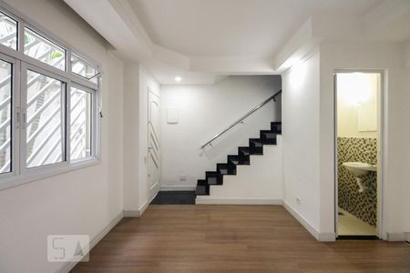 Sala  de casa para alugar com 2 quartos, 68m² em Vila Aricanduva, São Paulo