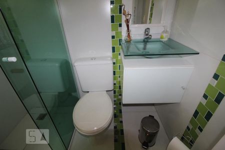 Casa à venda com 475m², 3 quartos e 5 vagasBanheiro Suite 2