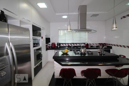 Casa à venda com 475m², 3 quartos e 5 vagasCozinha