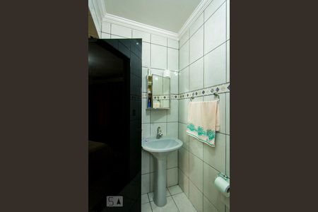 Casa à venda com 180m², 4 quartos e 2 vagas Casa à venda com 180m², 4 quartos e 2 vagasBanheiro da Suíte