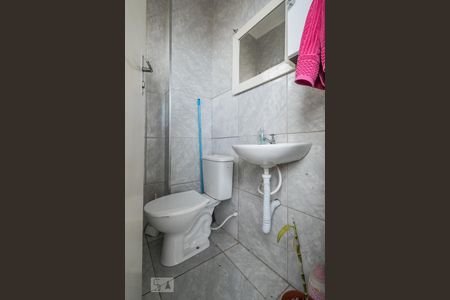 Apartamento à venda com 110m², 3 quartos e sem vaga Apartamento à venda com 110m², 3 quartos e sem vagaBanheiro de Serviço