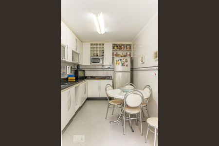 Casa de condomínio à venda com 165m², 3 quartos e 3 vagasCozinha