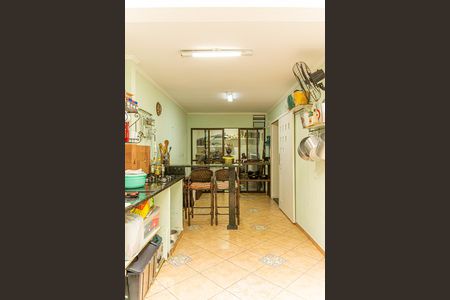 Casa de condomínio à venda com 165m², 3 quartos e 3 vagasChurrasqueira