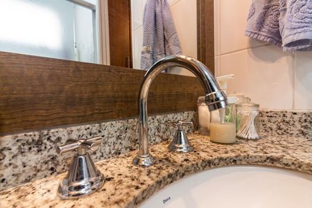 Apartamento à venda com 80m², 3 quartos e 2 vagas Apartamento à venda com 80m², 3 quartos e 2 vagasBanheiro da Suíte