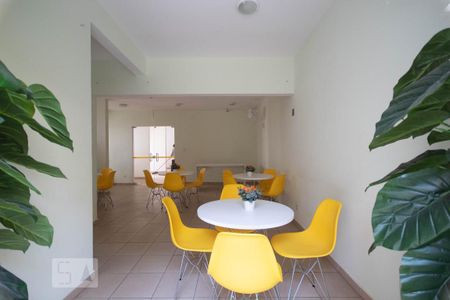 Apartamento à venda com 35m², 1 quarto e 1 vaga Apartamento à venda com 35m², 1 quarto e 1 vagaÁrea comum - Salão de festas