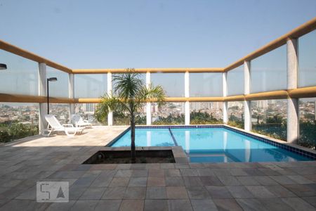 Apartamento à venda com 35m², 1 quarto e 1 vaga Apartamento à venda com 35m², 1 quarto e 1 vagaÁrea comum - Piscina