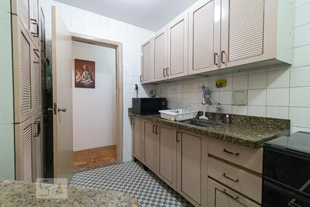 Apartamento à venda com 90m², 3 quartos e sem vaga Apartamento à venda com 90m², 3 quartos e sem vagaCozinha