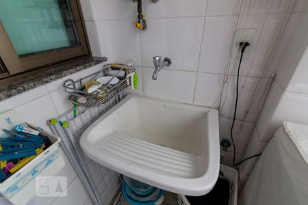 Apartamento à venda com 107m², 2 quartos e 1 vagaÁrea de Serviço