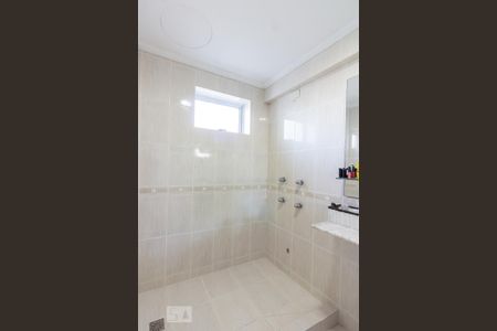 Apartamento à venda com 230m², 3 quartos e 2 vagasBanheiro da Suíte