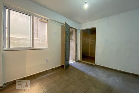 Sala de casa de condomínio para alugar com 1 quarto, 70m² em Colégio, Rio de Janeiro